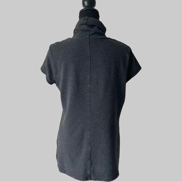 Cabi Cap Sleeve Charcoal Gray Mock Neck Top - Picture 4 of 14